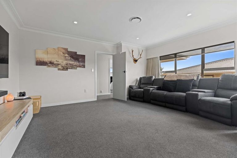 Photo of property in 10 Coronation Avenue, Pukekohe, 2120