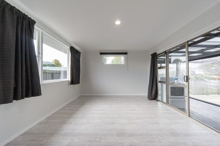 Photo of property in 27 Cotton Street, St Andrews, Hamilton, 3200