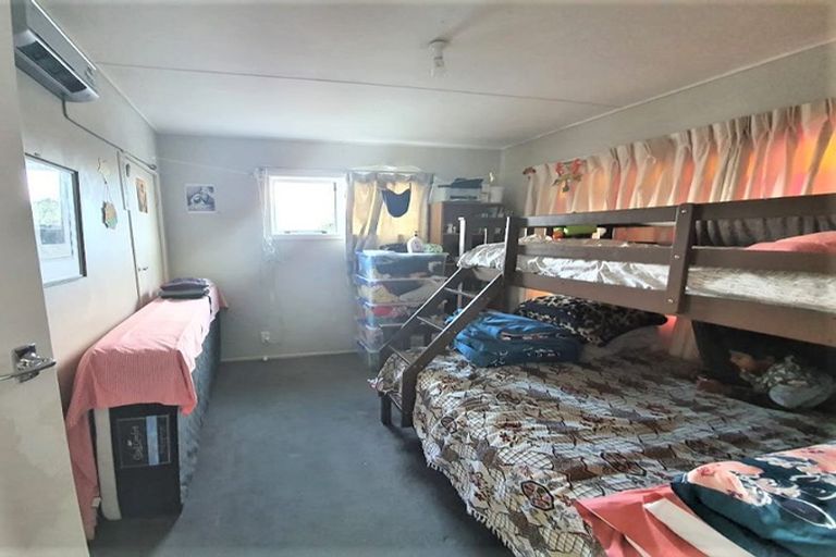 Photo of property in 4/93 Randwick Crescent, Moera, Lower Hutt, 5010