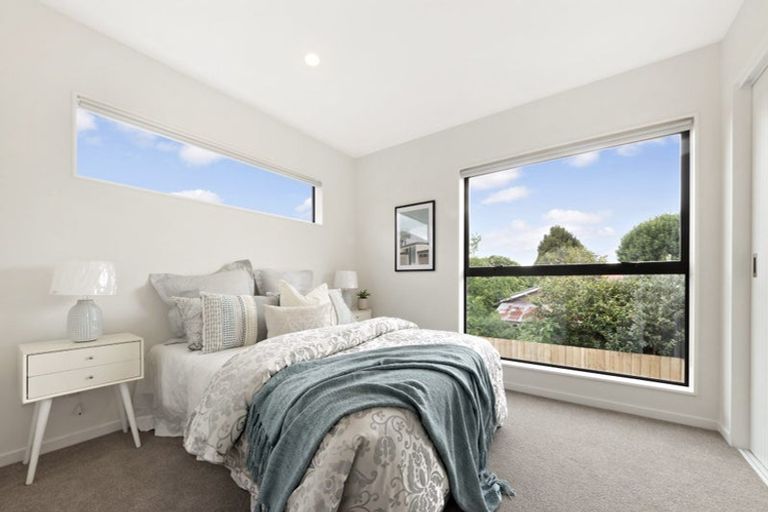 Photo of property in 5/237 Swanson Road, Henderson, Auckland, 0610