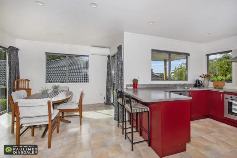 Photo of property in 6 Daviot Place, Te Kamo, Whangarei, 0112