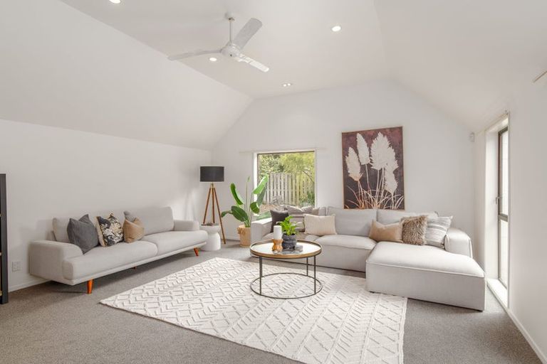 Photo of property in 103c Waimairi Road, Ilam, Christchurch, 8041