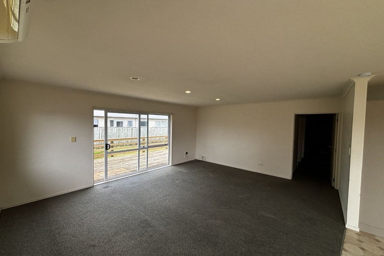Photo of property in 369 Waihi Road, Normanby, Hawera, 4614
