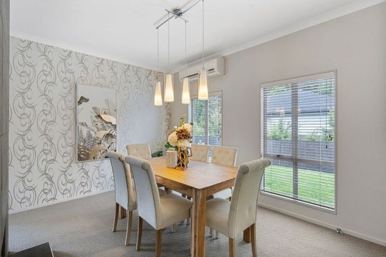 Photo of property in 17 Miromiro Street, Greenhithe, Auckland, 0632