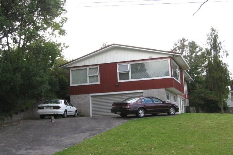 Photo of property in 141 Tiroroa Avenue, Te Atatu South, Auckland, 0610