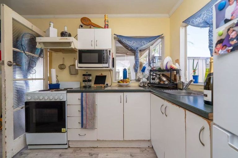 Photo of property in 6 Mangos Place, Pakuranga, Auckland, 2010