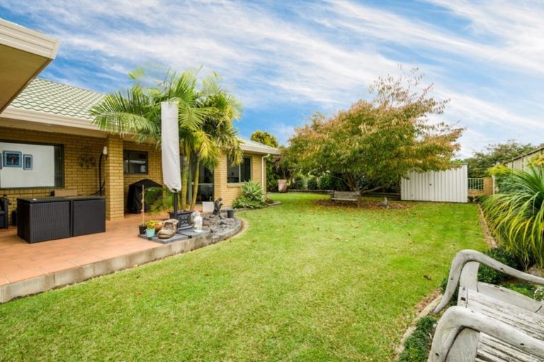 Photo of property in 65 Tapu Road, Huapai, Kumeu, 0810