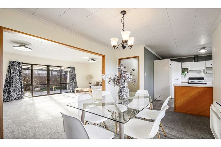 Photo of property in 154 West Belt, Rangiora, 7400