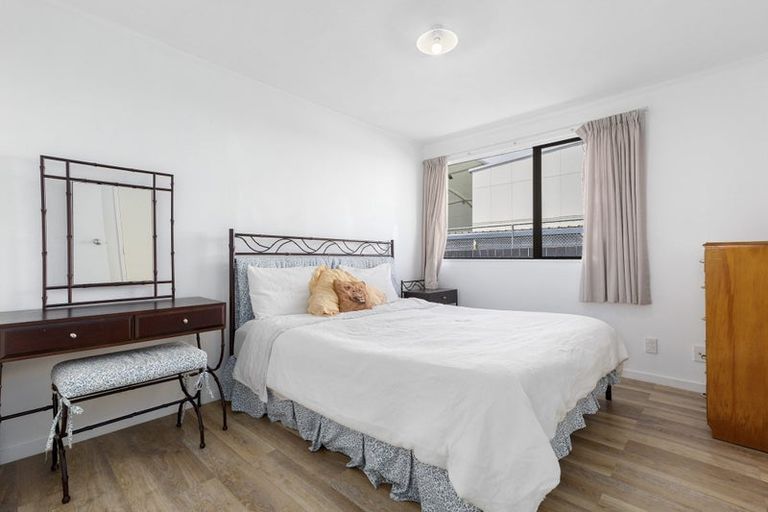 Photo of property in 1/19 Dunstan Place, Otara, Auckland, 2023