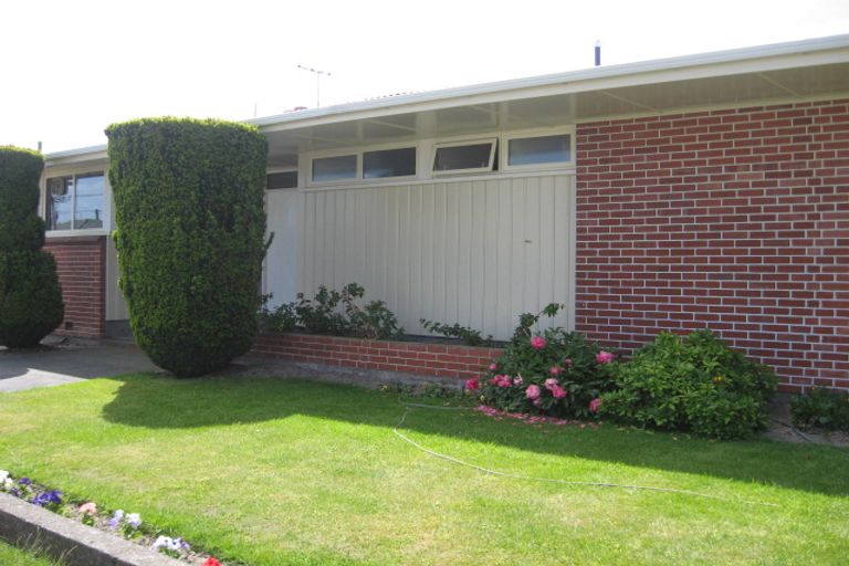 Photo of property in 1a Cherryburton Place, Shirley, Christchurch, 8013