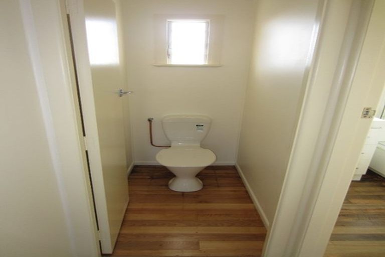 Photo of property in 21 Northolt Road, Fairview Downs, Hamilton, 3214