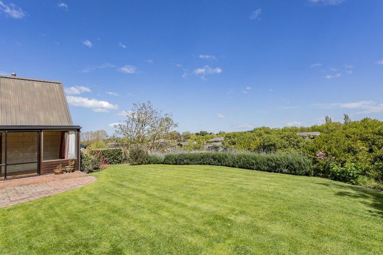 Photo of property in 12 Bankview Place, Amberley, 7410