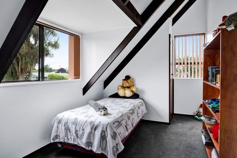 Photo of property in 8 Von Tempsky Street, Normanby, Hawera, 4614