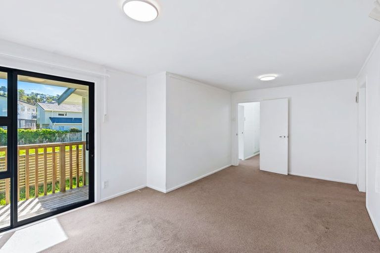 Photo of property in 30 Middleton Road, Johnsonville, Wellington, 6037