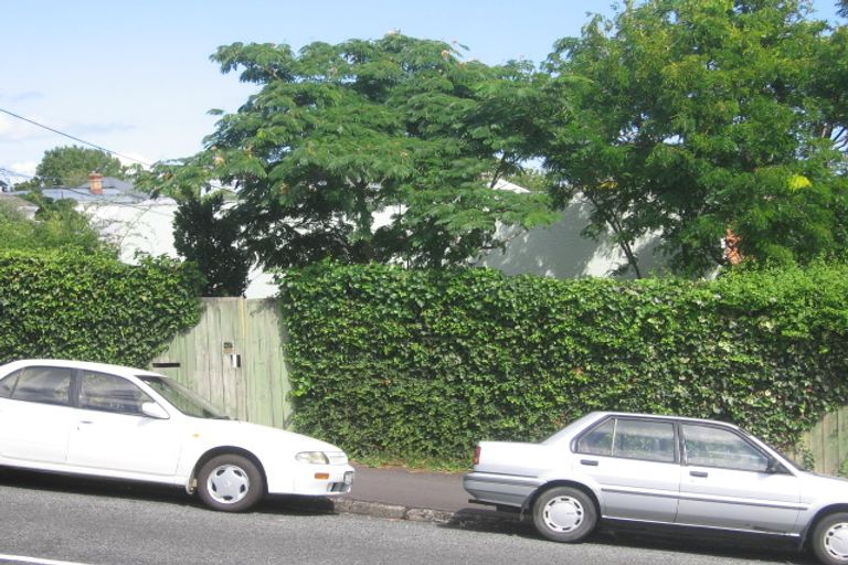 Photo of property in 2/49 Mozeley Avenue, Devonport, Auckland, 0624