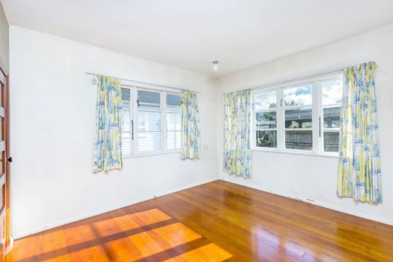 Photo of property in 869a High Street, Boulcott, Lower Hutt, 5011