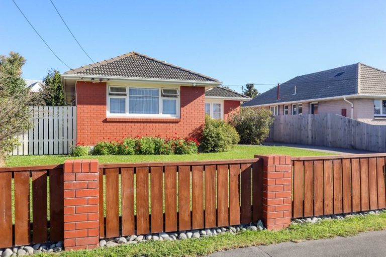 Photo of property in 3 Barclay Place, Burwood, Christchurch, 8061