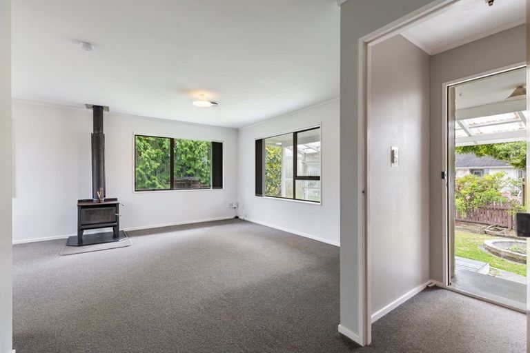 Photo of property in 28 Keeling Street, West End, Palmerston North, 4412