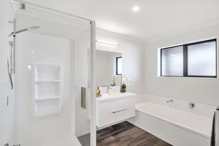 Photo of property in 14 John Raven Lane, Woodend, 7610