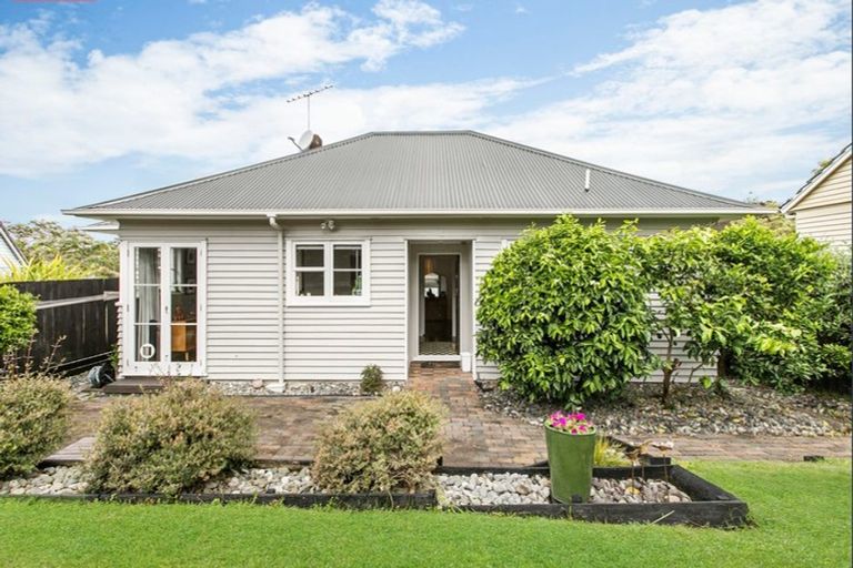 Photo of property in 53 Kurahaupo Street, Orakei, Auckland, 1071