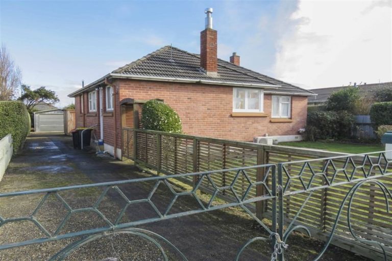 Photo of property in 15 Manapouri Street, Strathern, Invercargill, 9812