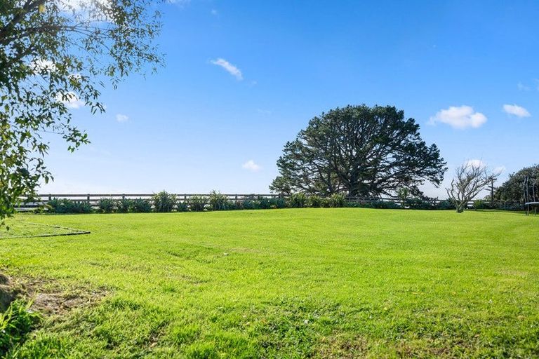 Photo of property in 70 Wishart Road, Helensville, 0800
