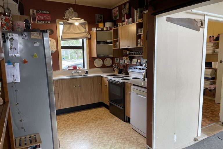 Photo of property in 416 Great North Road, Winton, 9720