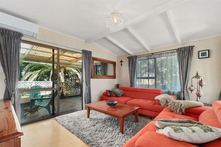 Photo of property in 2162 State Highway 16, Helensville, 0875