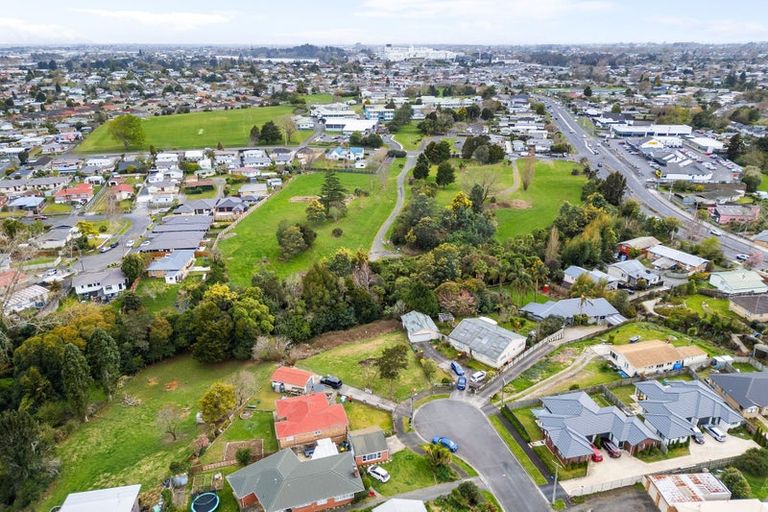 Photo of property in 23 Morrison Crescent, Glenview, Hamilton, 3206