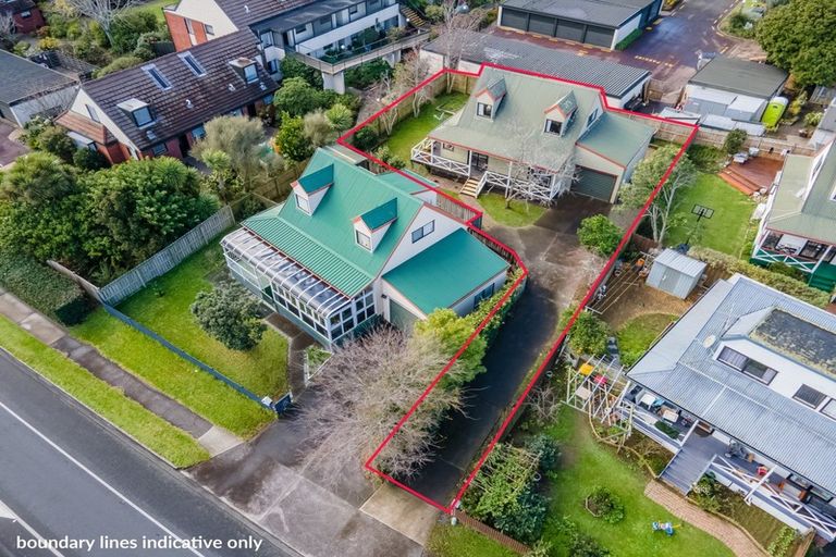 Property details for 80b Aviemore Drive, Highland Park, Auckland, 2010