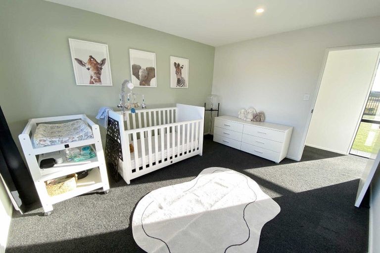 Photo of property in 28 Pistacia Place, Hornby, Christchurch, 8025