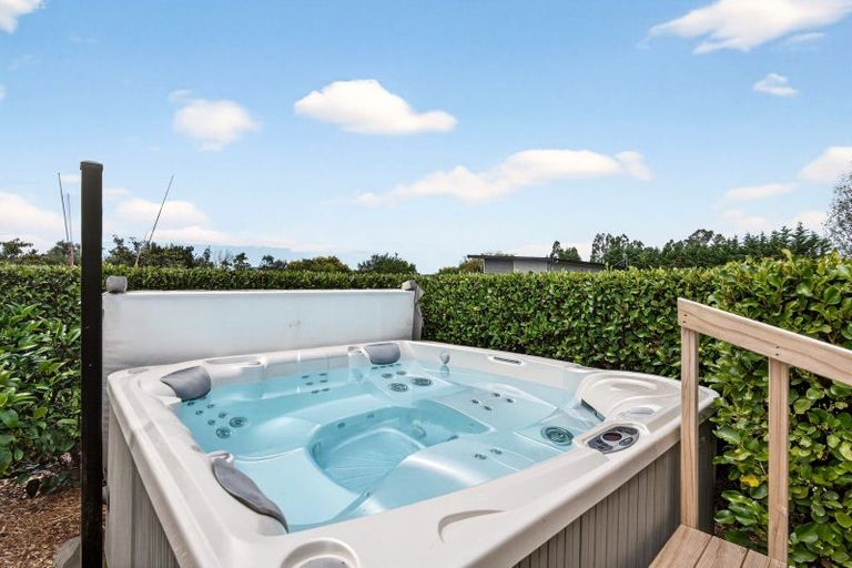 Photo of property in 9 Campbell Drive, Martinborough, 5711