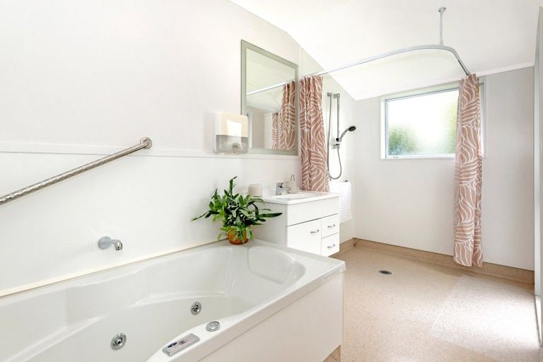 Photo of property in 79 Paraone Road, Tamarau, Gisborne, 4010