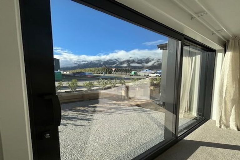 Photo of property in 1 Reedland Street, Jacks Point, 9371