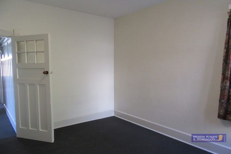 Photo of property in 104 Wainui Street, Riccarton, Christchurch, 8041