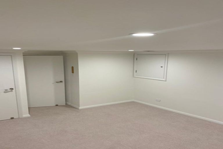 Photo of property in 180 Beach Road, Campbells Bay, Auckland, 0630