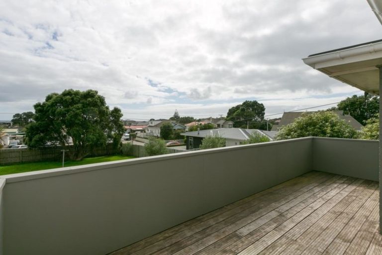 Photo of property in 463 Saint Aubyn Street, Moturoa, New Plymouth, 4310