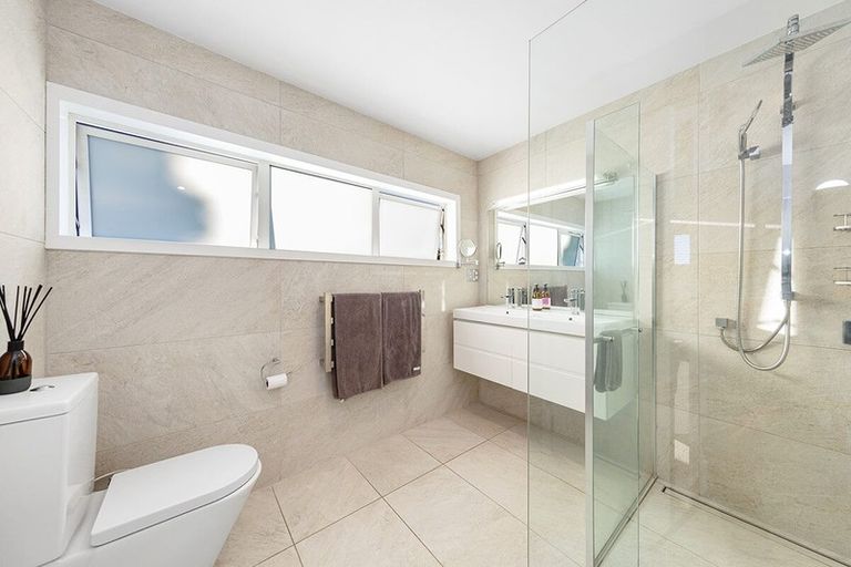 Photo of property in 41 The Circle, Manly, Whangaparaoa, 0930