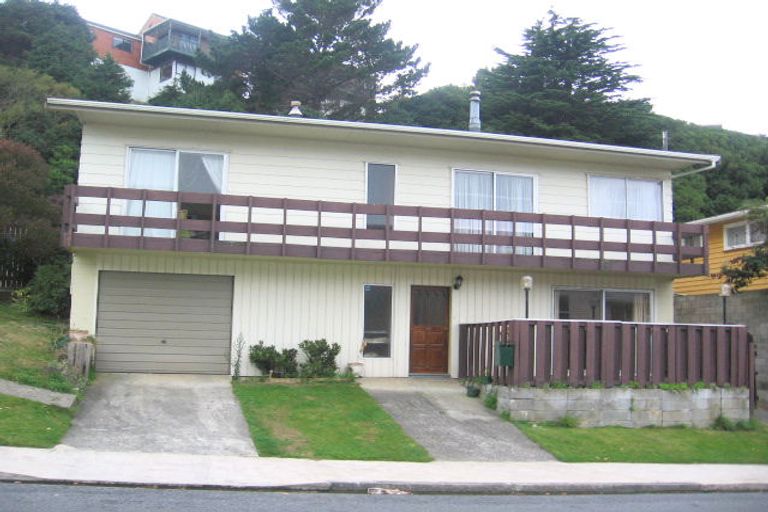 Photo of property in 22 Cortina Avenue, Johnsonville, Wellington, 6037