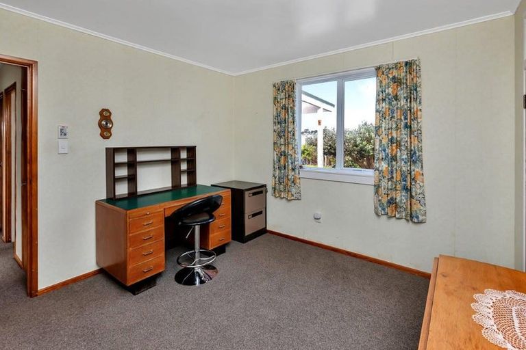 Photo of property in 725 One Tree Point Road, Ruakaka, Whangarei, 0171