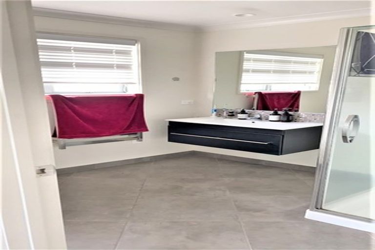 Photo of property in 27 Hebe Crescent, Papamoa Beach, Papamoa, 3118