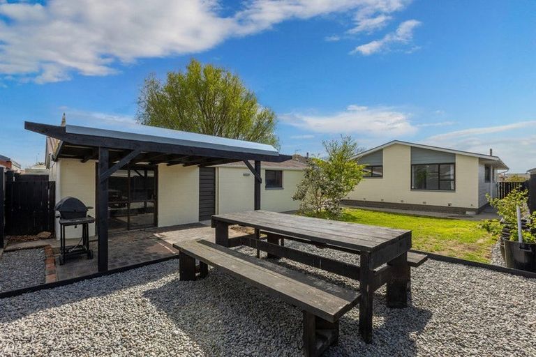 Photo of property in 23 Skerten Avenue, Hornby, Christchurch, 8042