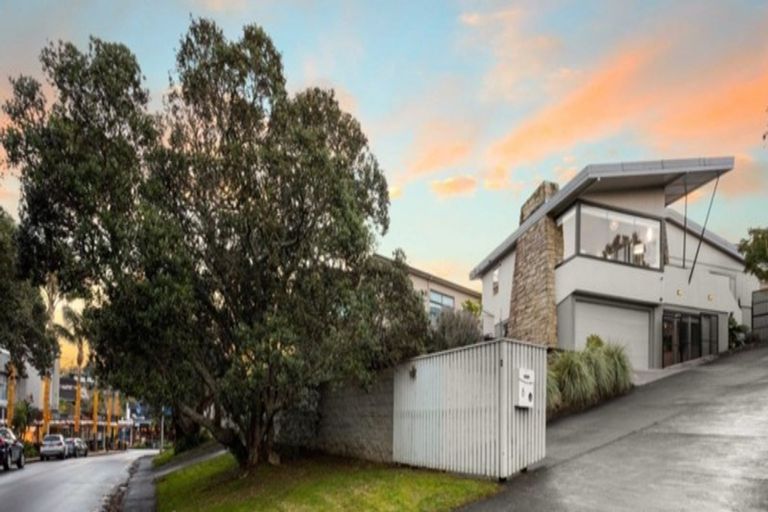 Photo of property in 1/6 Montrose Terrace, Mairangi Bay, Auckland, 0630