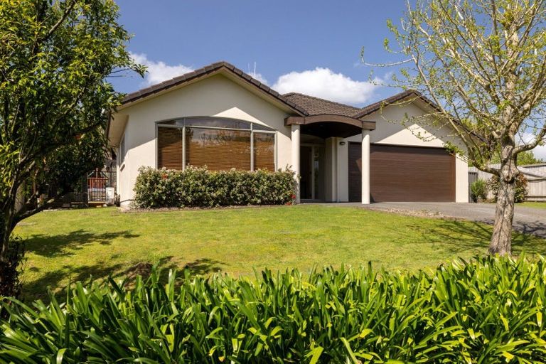 Photo of property in 8 Wouldbank Way, Welcome Bay, Tauranga, 3112