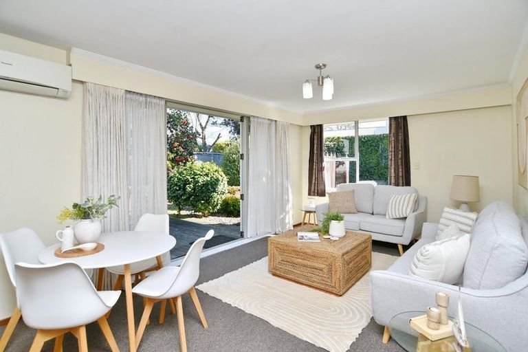 Photo of property in 2/36 Blakehall Place, Spreydon, Christchurch, 8024