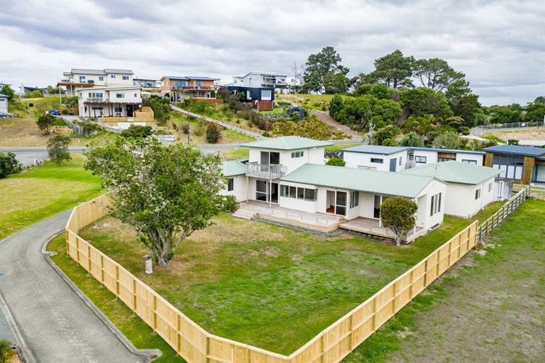 Photo of property in 60 Moir Point Road, Mangawhai Heads, Mangawhai, 0505