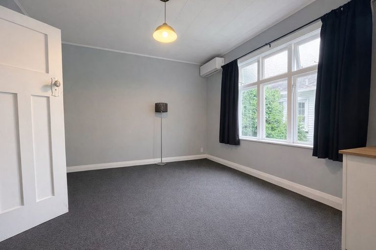 Photo of property in 4/6 Balfour Street, Mornington, Wellington, 6021