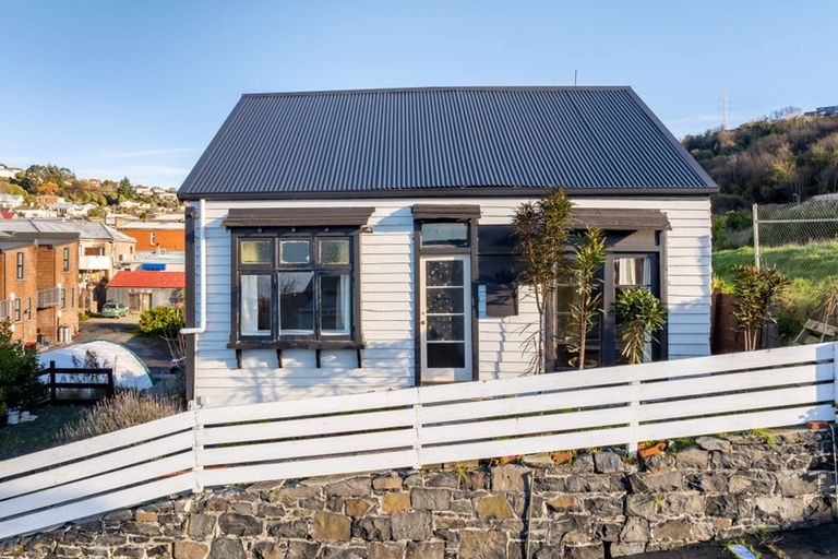 Photo of property in 7 Laing Street, Caversham, Dunedin, 9012