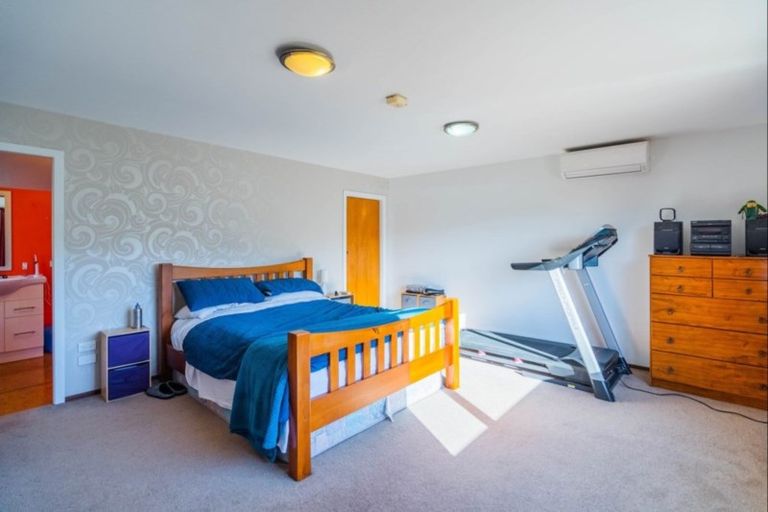 Photo of property in 4 Gray Street, Pukerua Bay, 5026