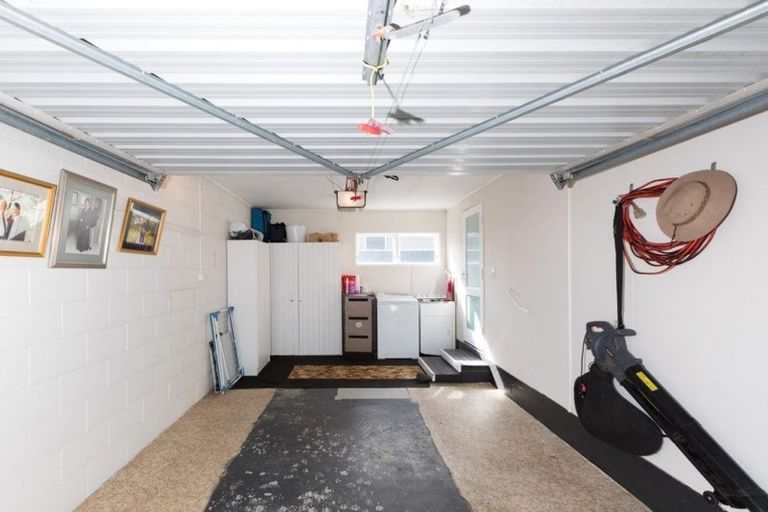 Photo of property in 2 Magnolia Drive, Westown, New Plymouth, 4310